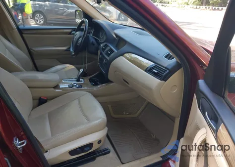 2013 BMW X3 xDrive28I z USA, uszkodzony, nr VIN 5UXWX9C56D0A15904